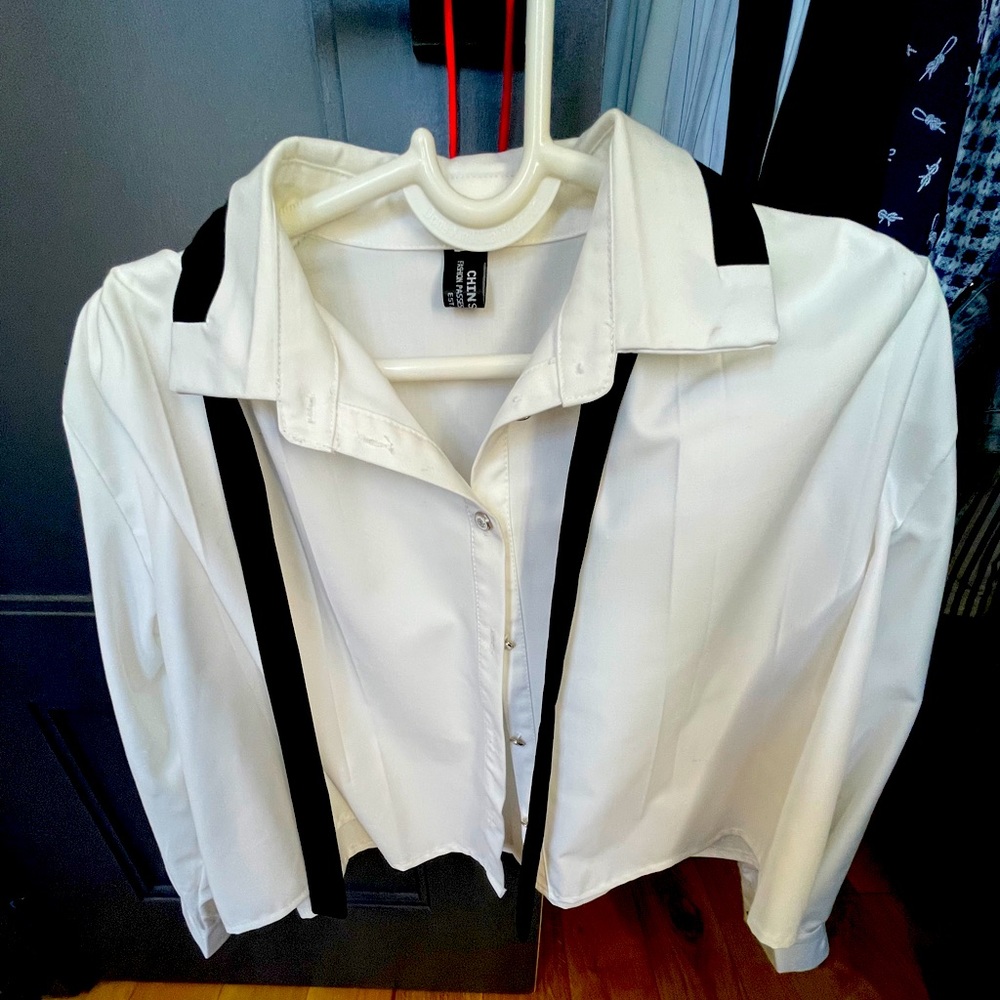 White cropped shirt